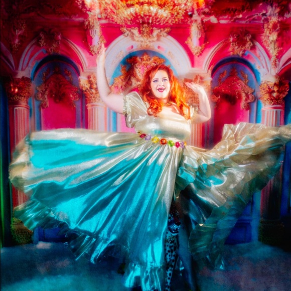 EUC Selkie Gown “the champagne ruffle gown” - Picture 8 of 9